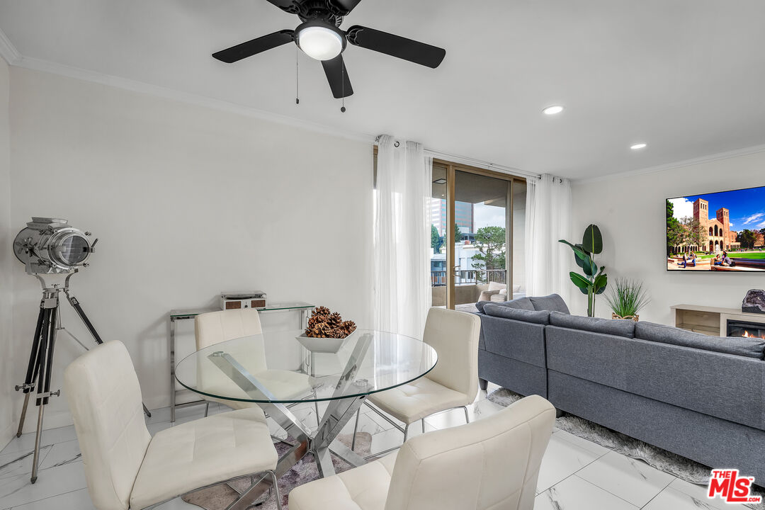1300 Midvale Ave Unit: 501