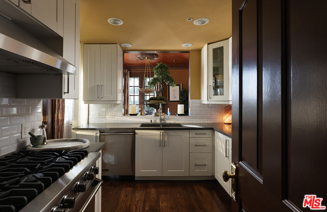 960 N Doheny Dr Unit: 306