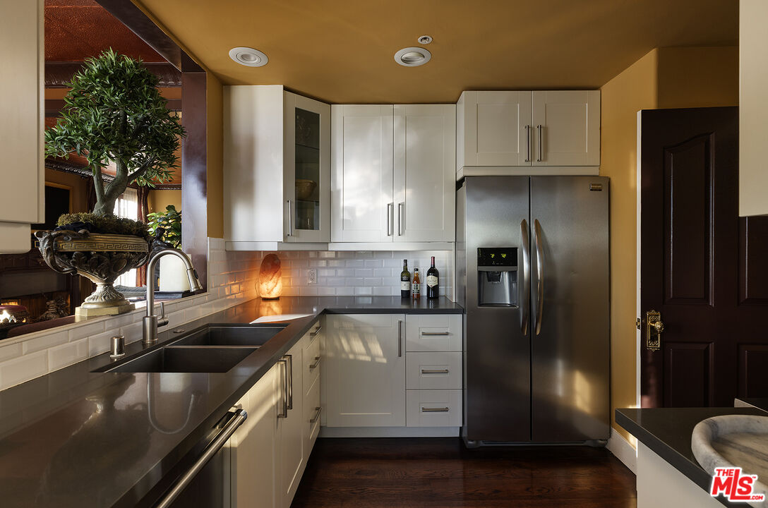 960 N Doheny Dr Unit: 306