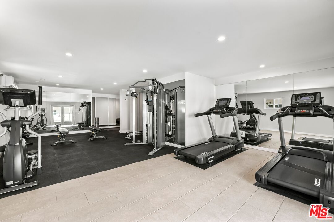 9005 Cynthia St Unit: 217