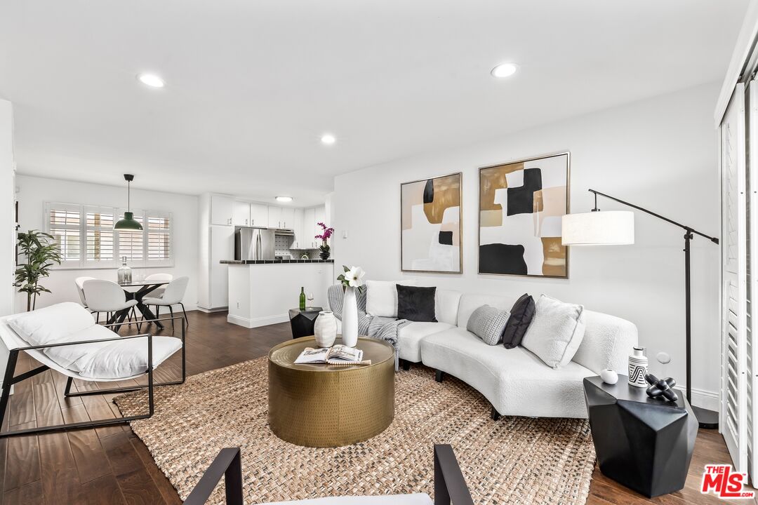 9005 Cynthia St Unit: 217