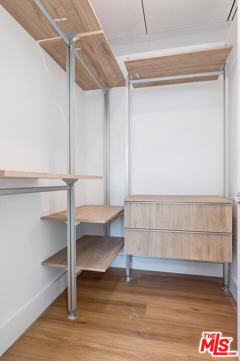 1436 Edgecliffe Dr Unit: 101