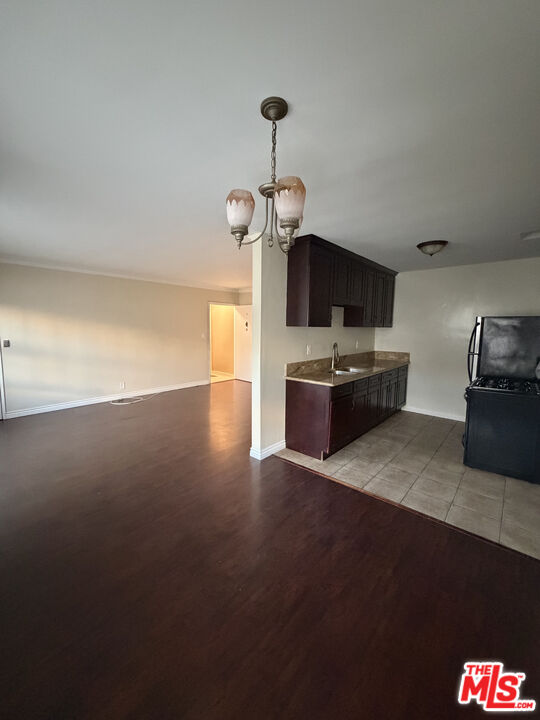 1242 Smithwood Dr Unit: 4
