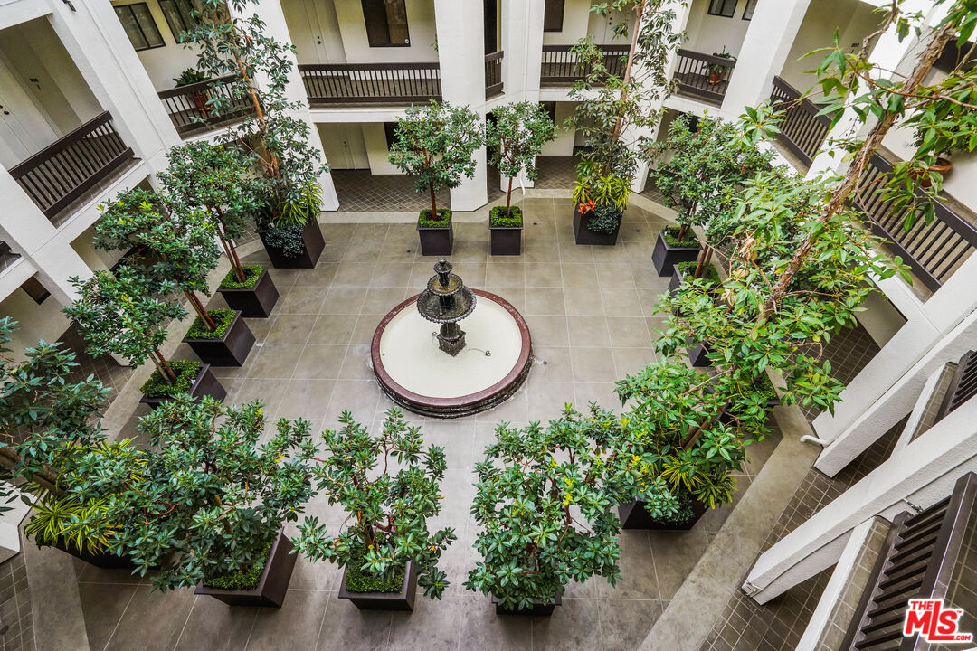 2102 CENTURY PARK LN Unit: 305