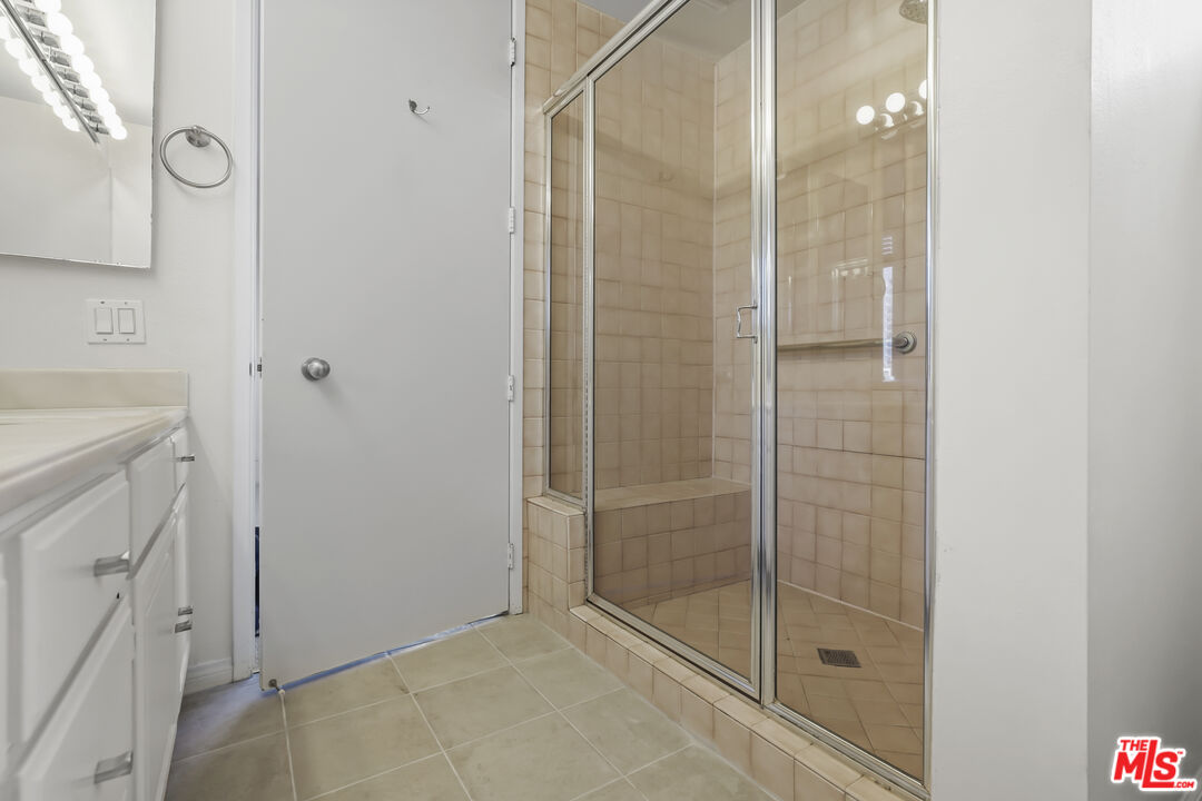 2102 CENTURY PARK LN Unit: 305
