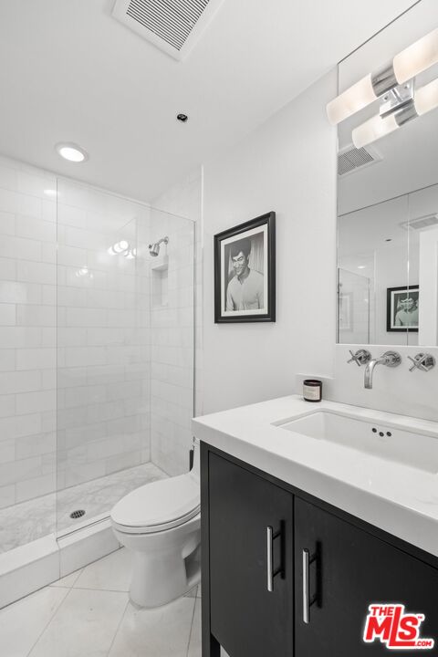 964 Hancock Ave Unit: 103