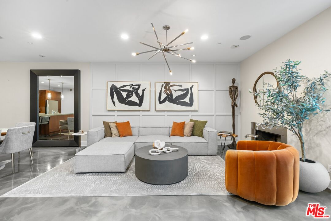 964 Hancock Ave Unit: 103