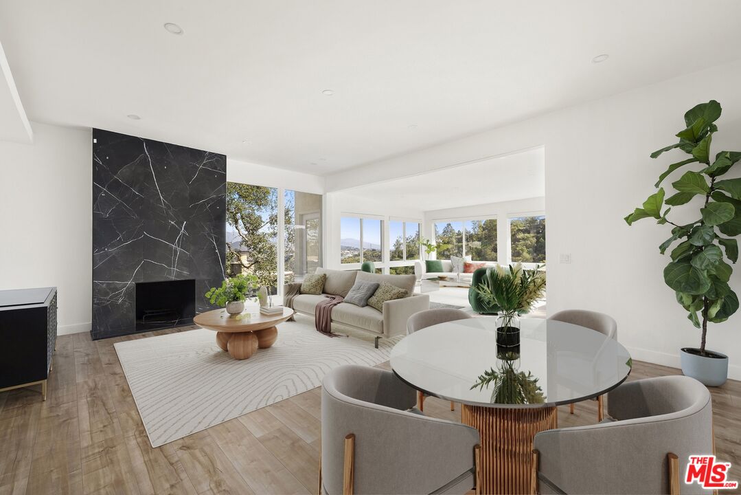 2204 Ridgemont Dr