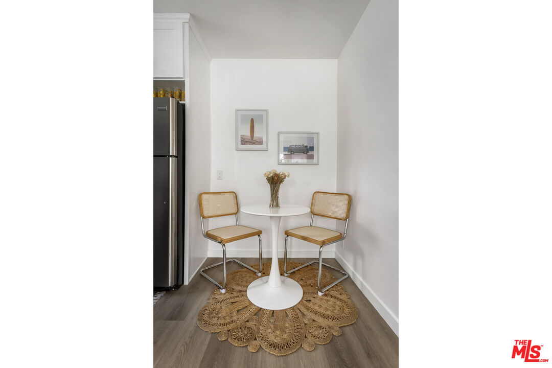 122 Thornton Pl
