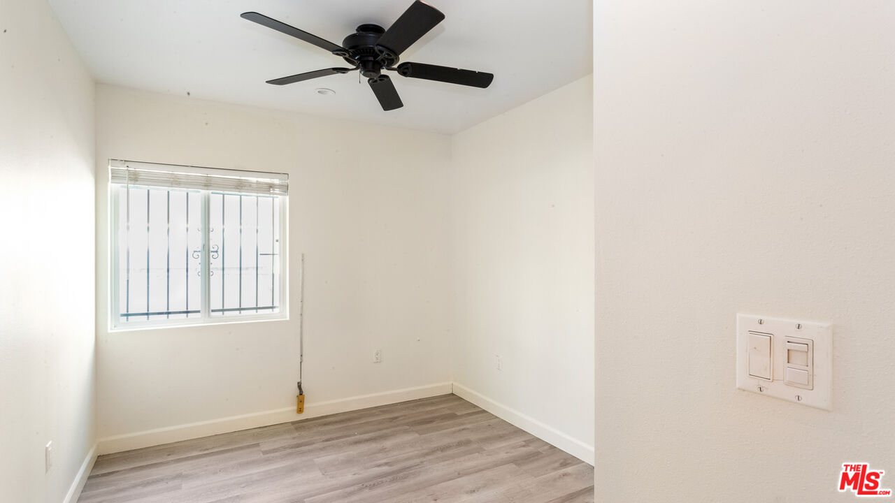 601 W 49th St Unit: 601