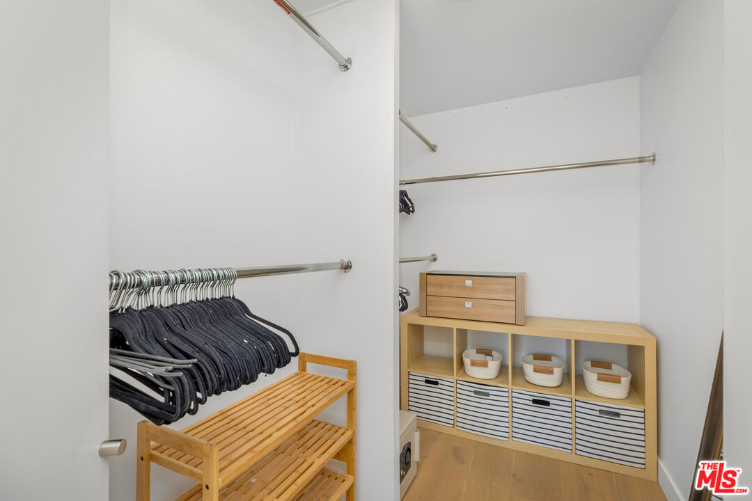 12312 Charnock Rd