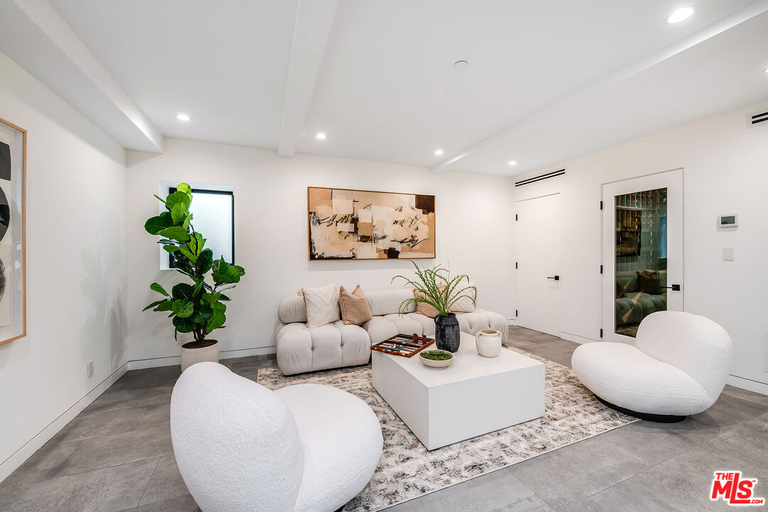 1620 Electric Ave