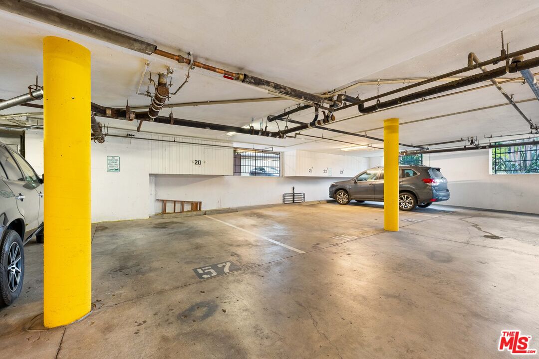 222 7th St Unit: 301