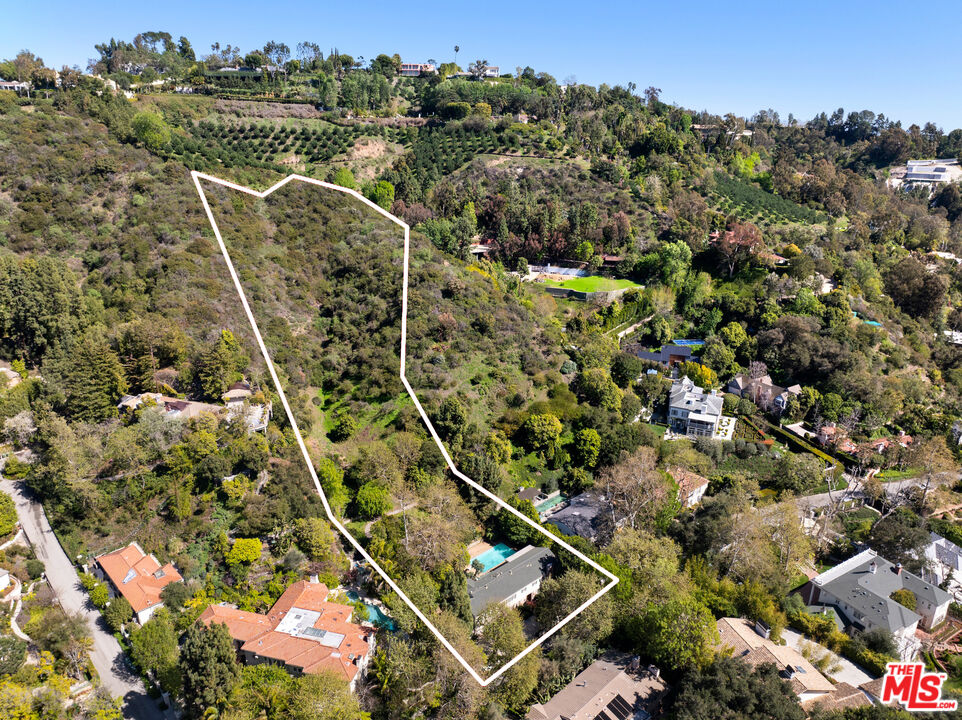 1150 Stone Canyon Rd