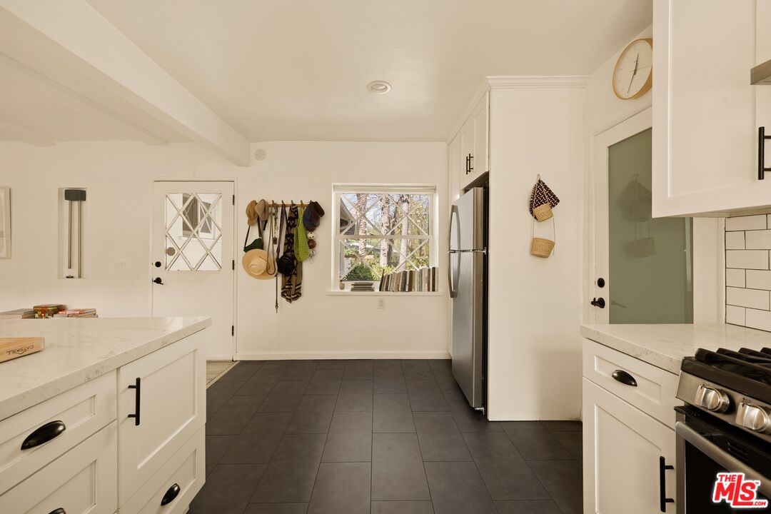 5131 Tendilla Ave