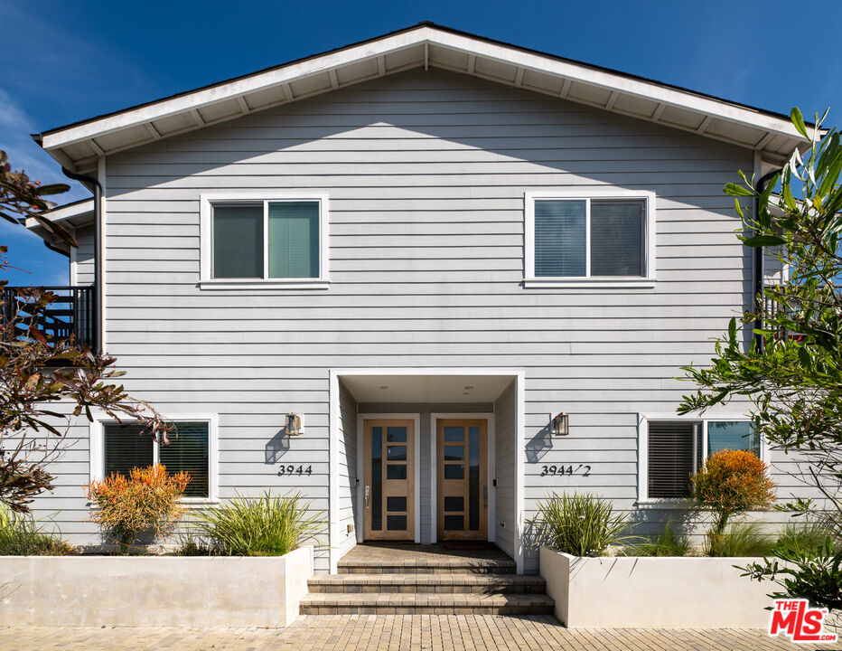 1135 Leighton Ave