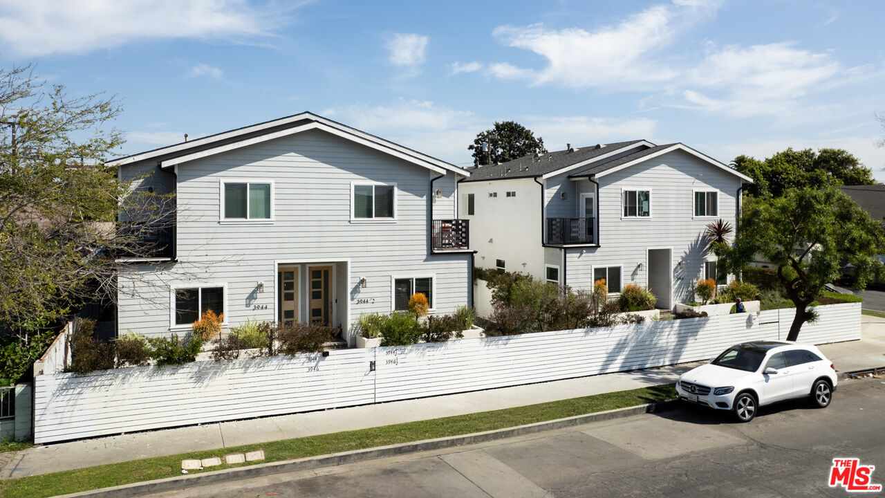 1135 Leighton Ave