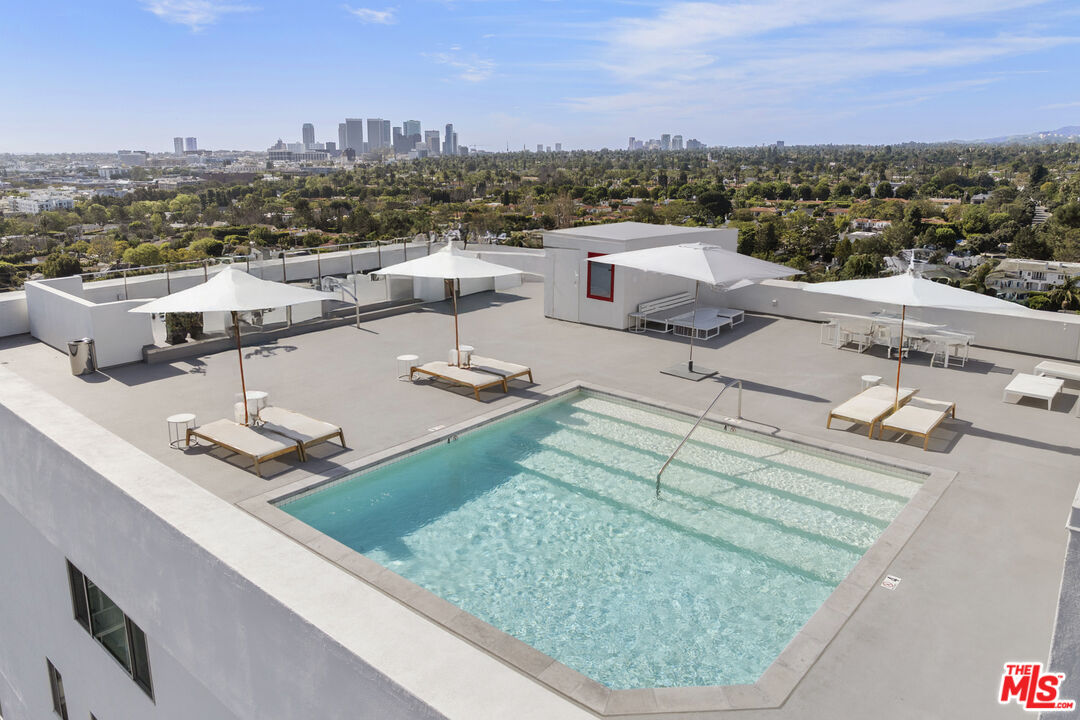 838 N Doheny Dr Unit: 1001