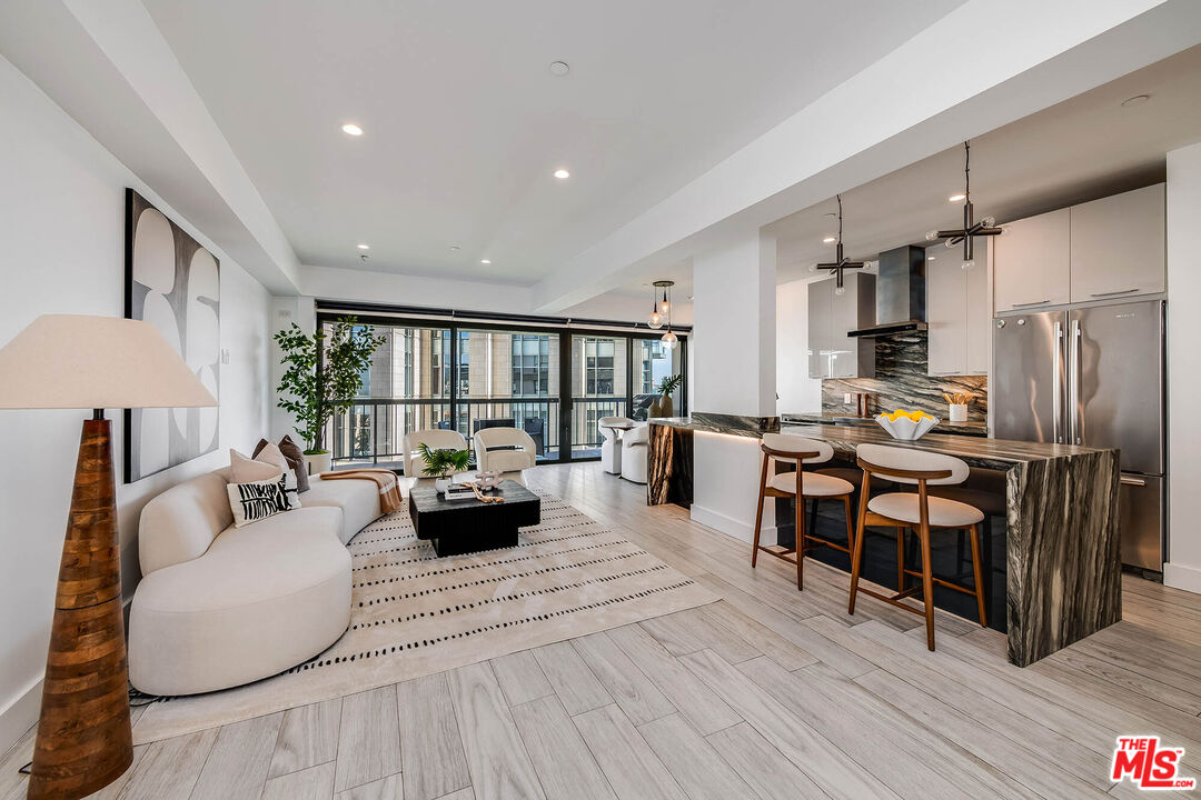 10790 Wilshire Blvd Unit: 504