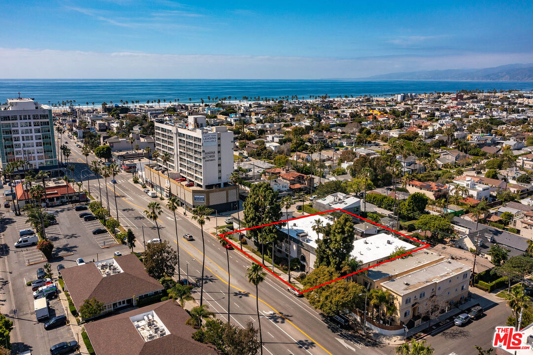 445 Washington Blvd Unit: 10
