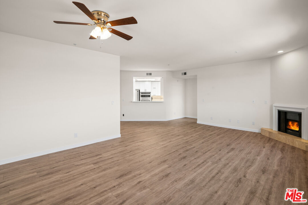 1255 Federal Ave Unit: 401