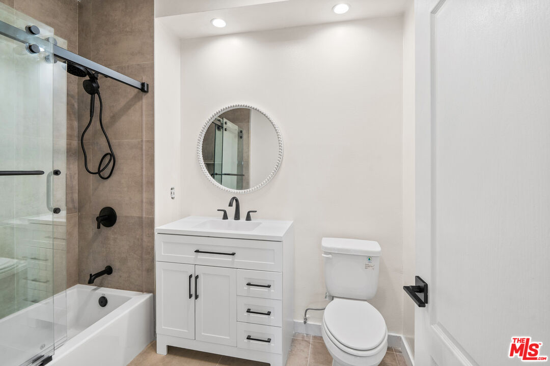 1255 Federal Ave Unit: 401