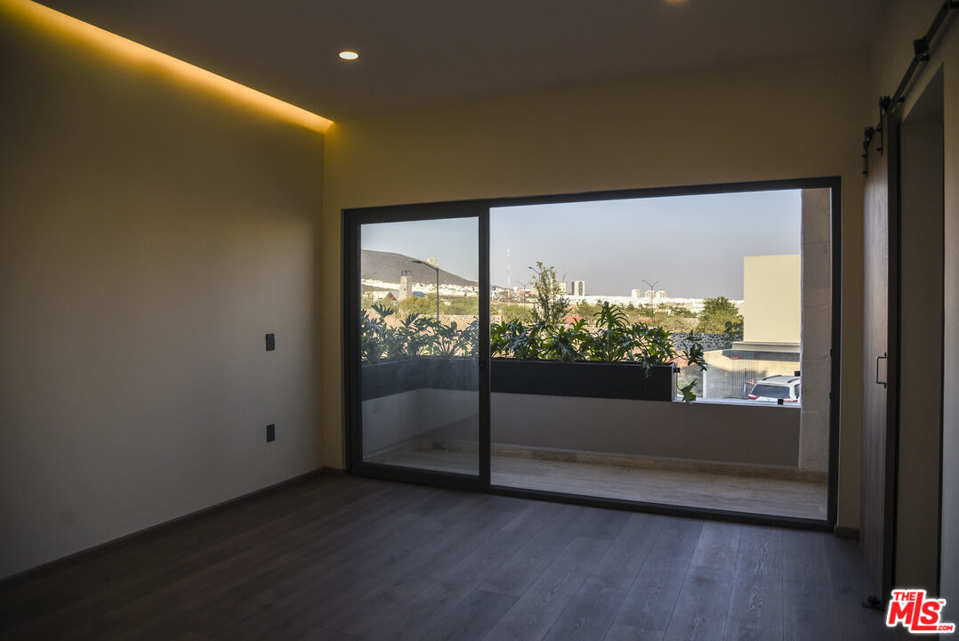 1 La Espiga Ave Unit: 108