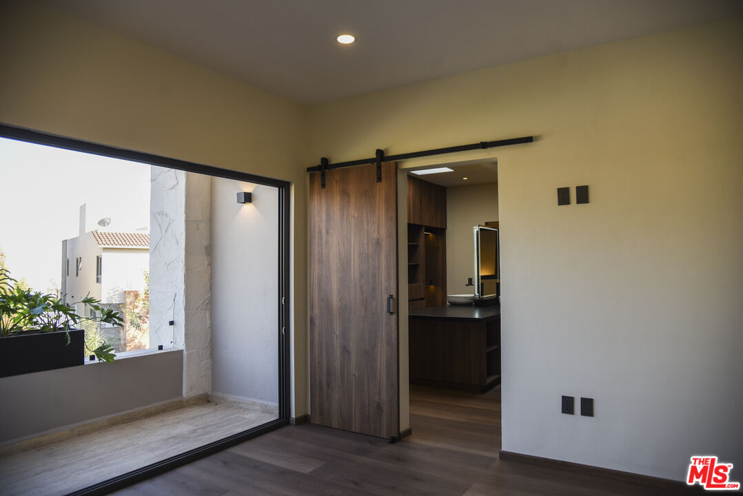 1 La Espiga Ave Unit: 108