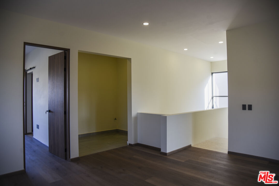1 La Espiga Ave Unit: 108
