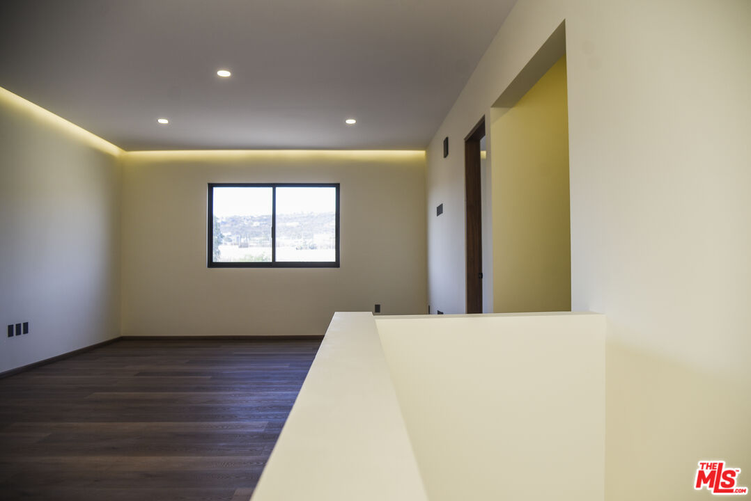 1 La Espiga Ave Unit: 108