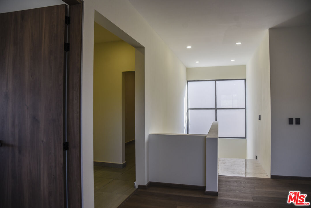 1 La Espiga Ave Unit: 108