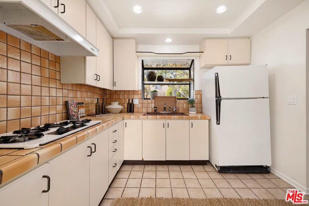 1422 Cardiff Ave