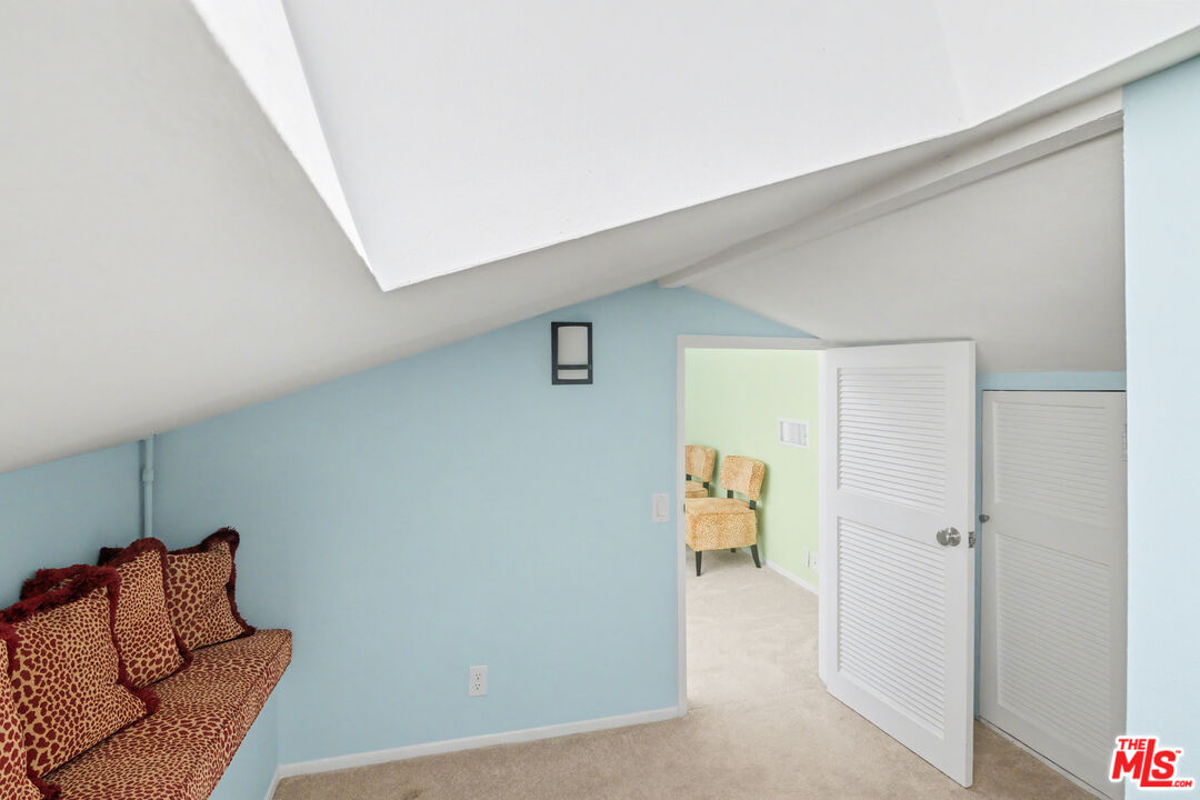 19525 Starfish Ln