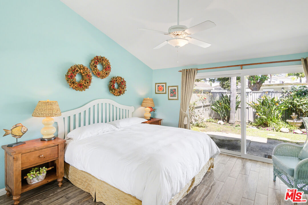 19525 Starfish Ln