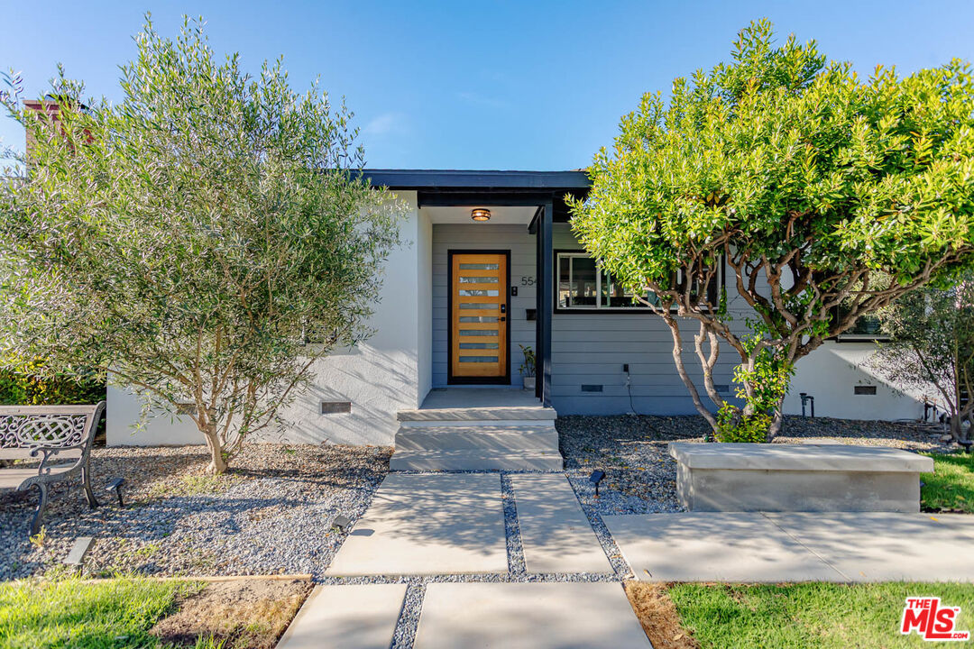 5541 E Mezzanine Way