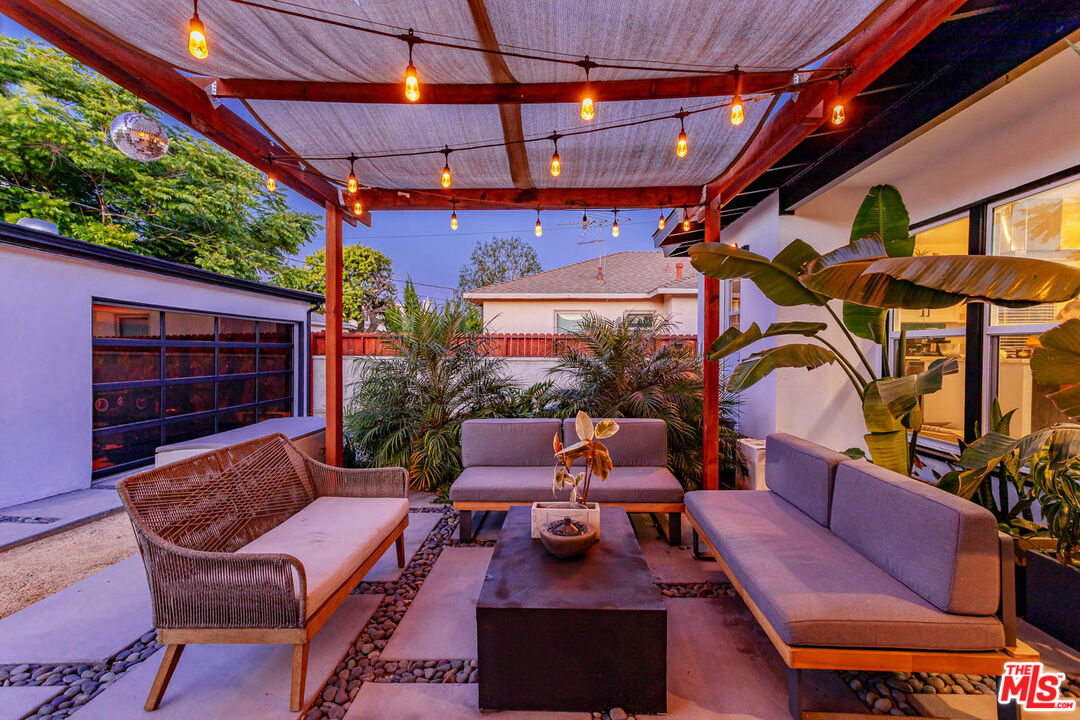 5541 E Mezzanine Way