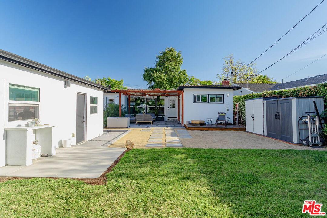 5541 E Mezzanine Way