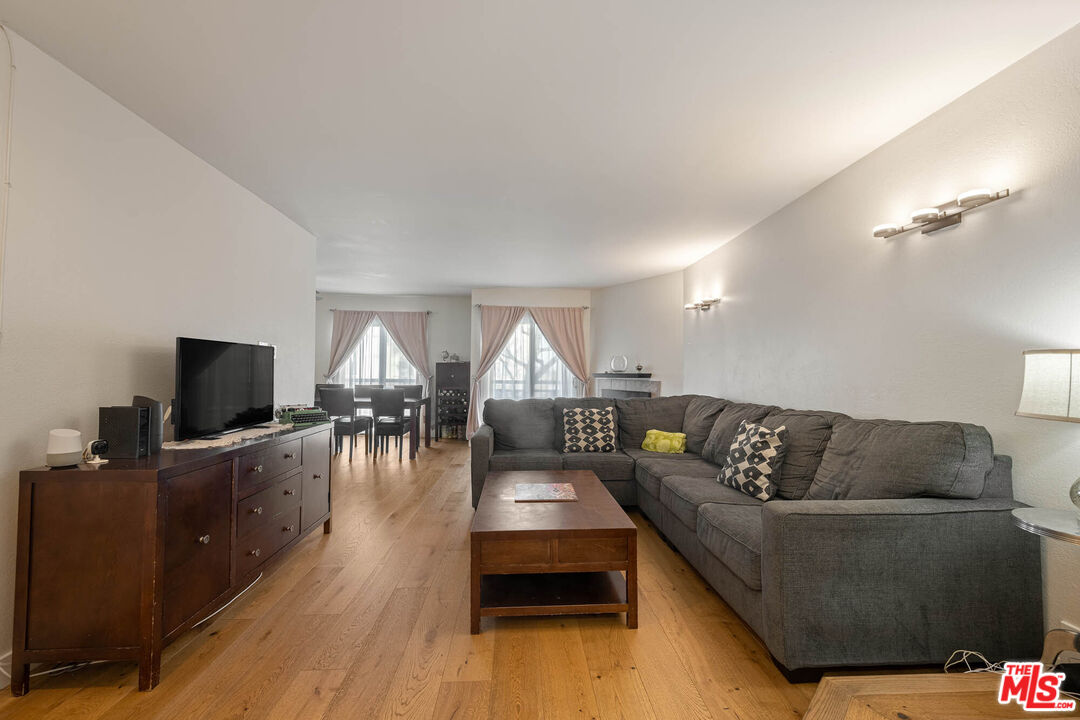 1515 S Beverly Dr Unit: 201