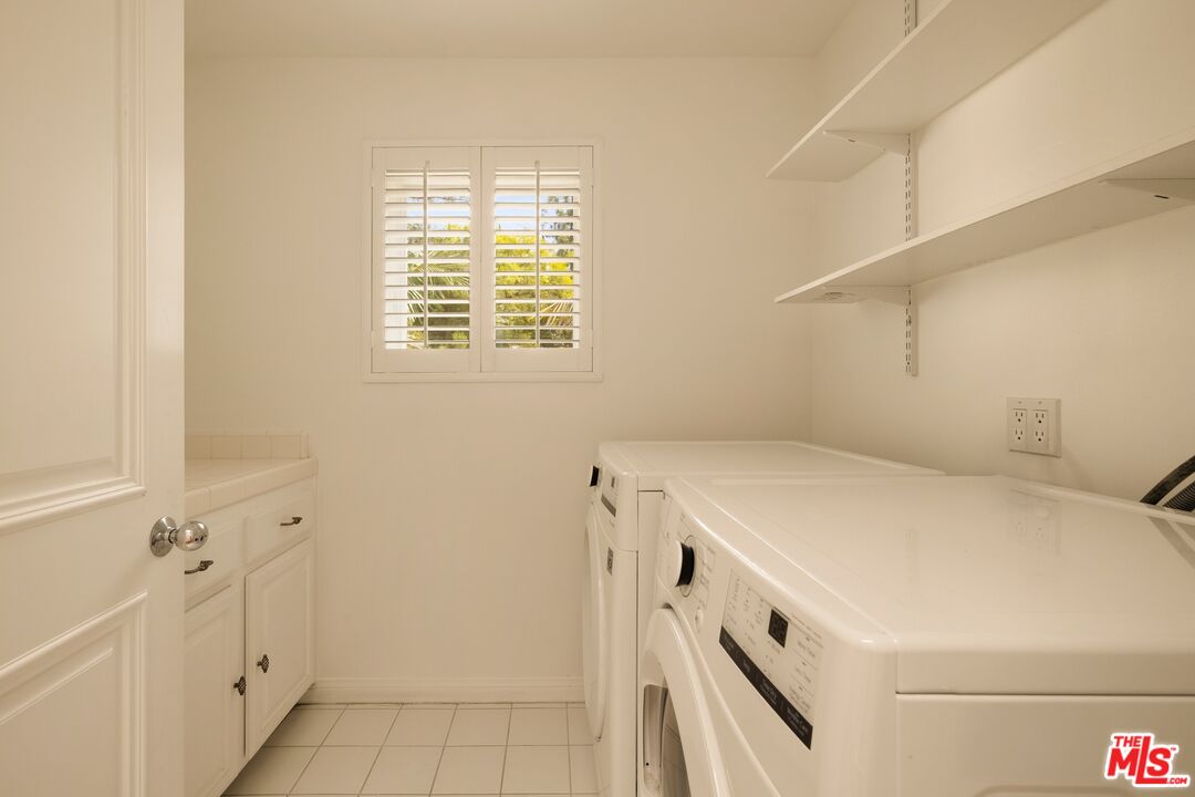 2668 Astral Dr