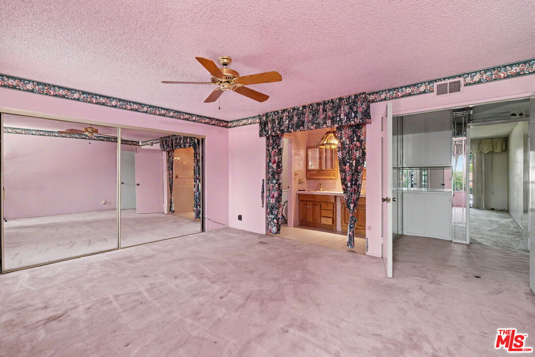 627 Mount St