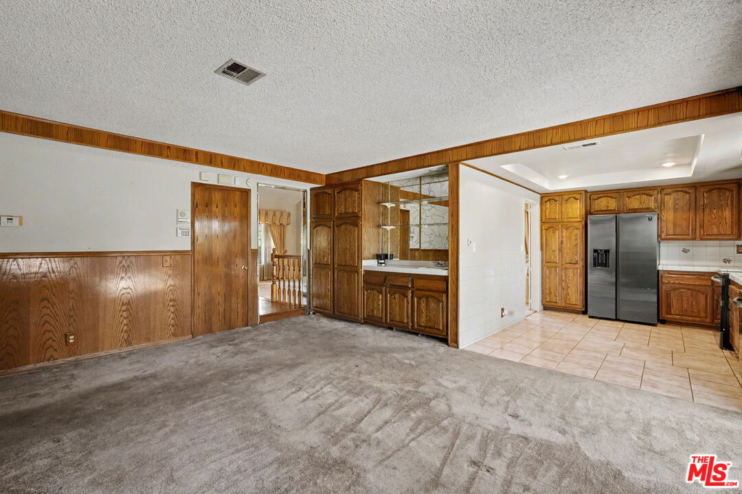 627 Mount St