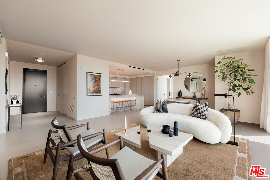 9200 Wilshire Blvd Unit: 505W