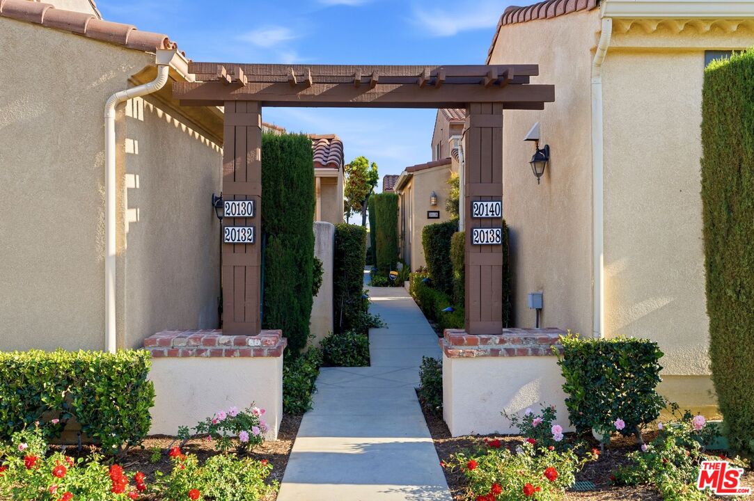20140 Pienza Ln