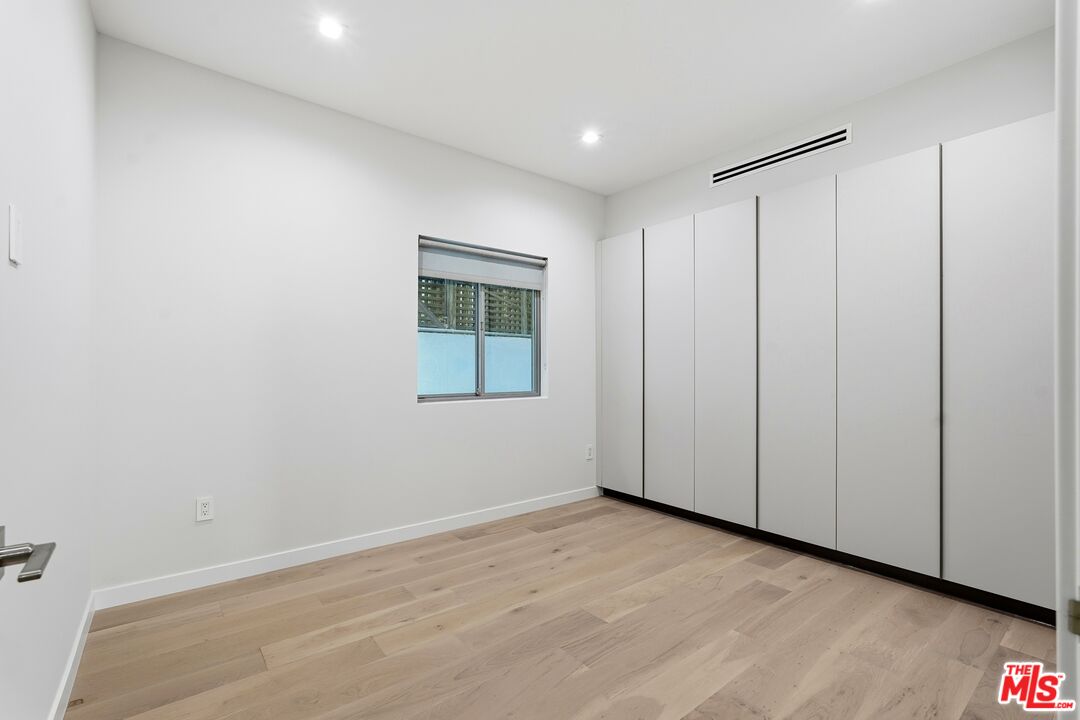 1006 Hancock Ave Unit: B