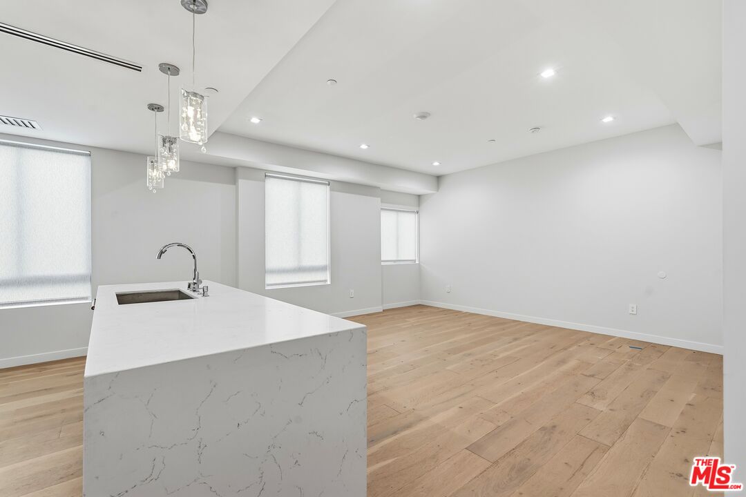 1006 Hancock Ave Unit: B