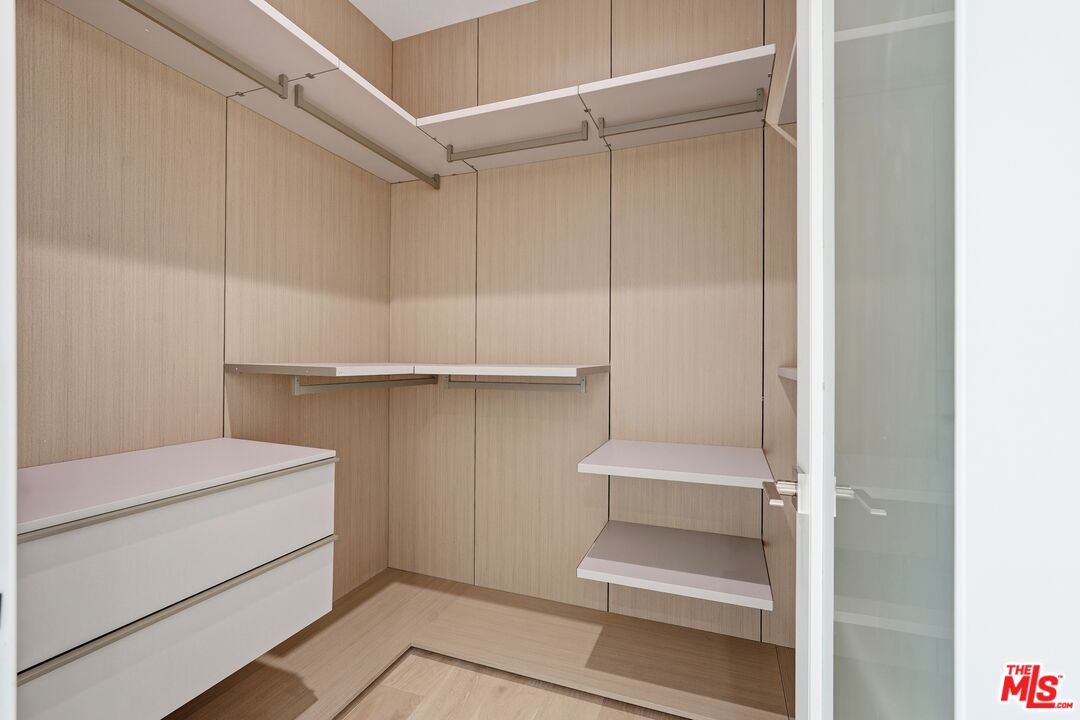 1006 Hancock Ave Unit: B