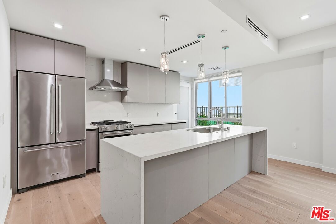 1006 Hancock Ave Unit: B