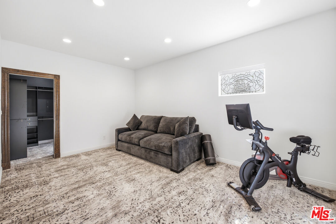 3704 Capstan Cir