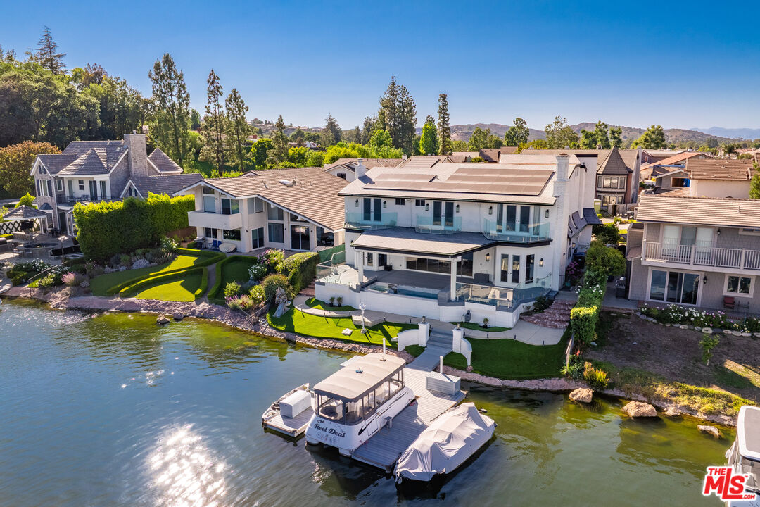 3704 Capstan Cir