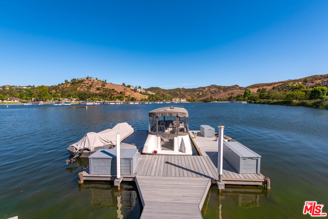 3704 Capstan Cir